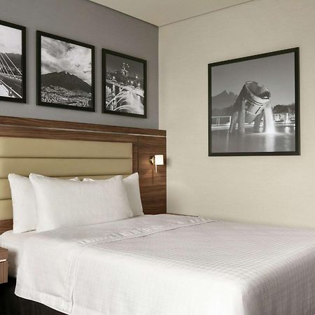Hampton Inn By Hilton Monterrey Apodaca Екстериор снимка