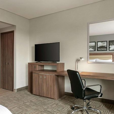 Hampton Inn By Hilton Monterrey Apodaca Екстериор снимка