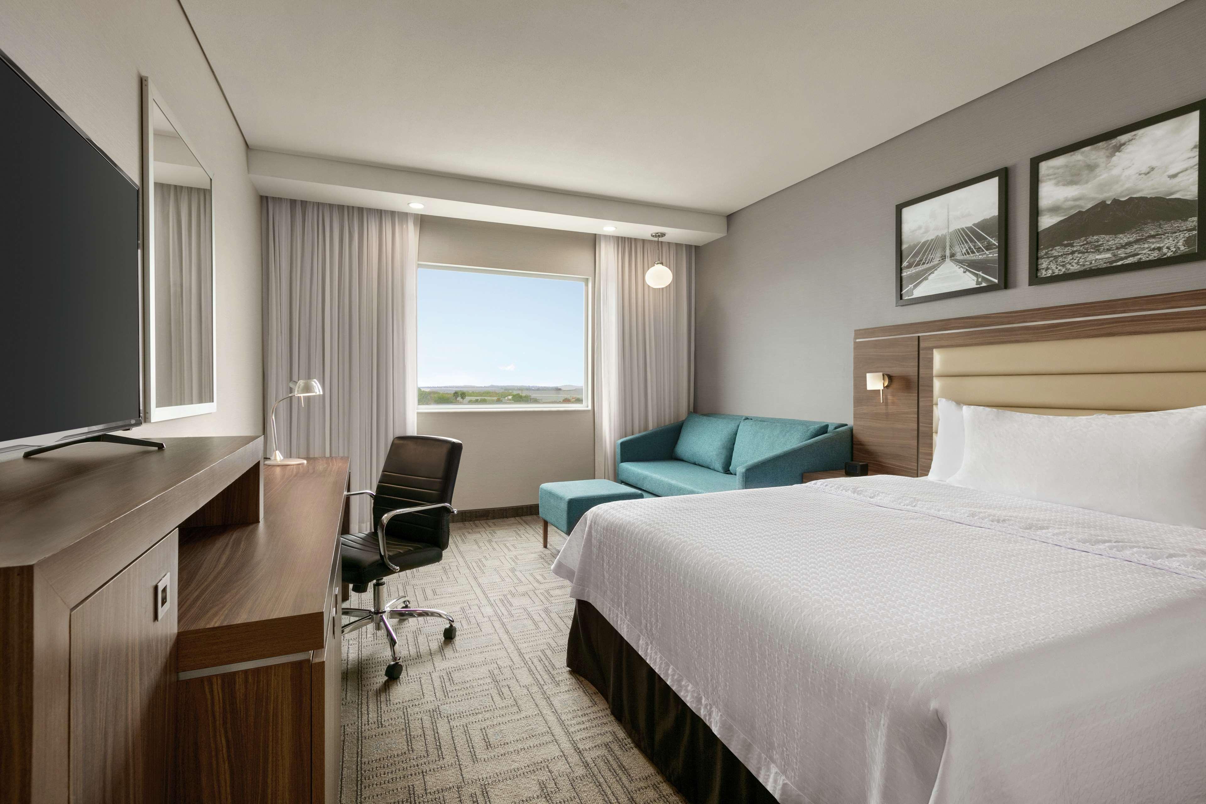 Hampton Inn By Hilton Monterrey Apodaca Екстериор снимка