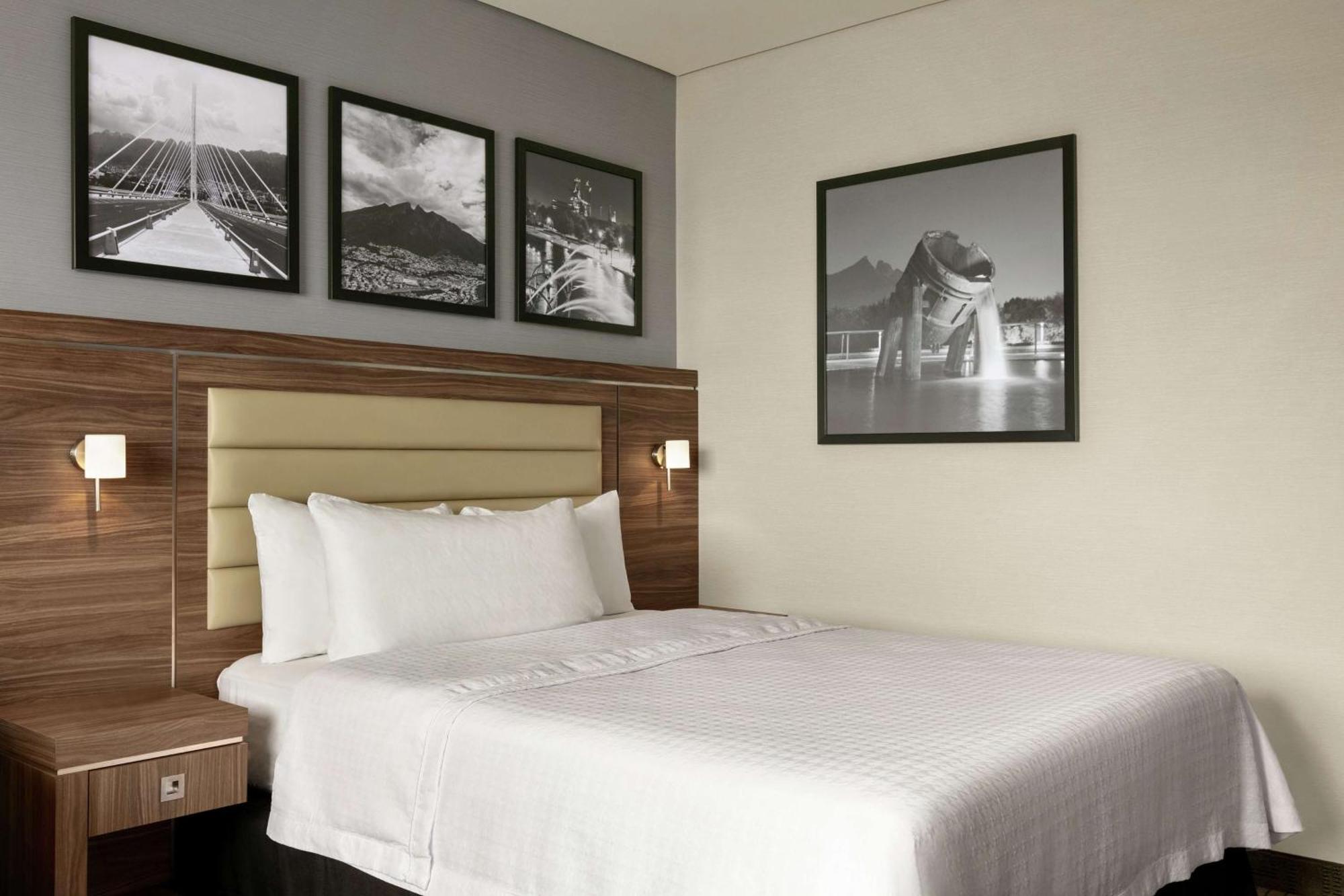 Hampton Inn By Hilton Monterrey Apodaca Екстериор снимка
